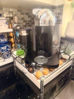 Nesspresso coffe machine