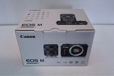 Canon EOS M Mirrorless Camera 18-55 Kit *Mint plus Bonus Items*