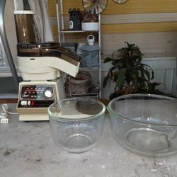 Vintage Oster Regency Controlled Power Motor Base w/Shredder Attachment & (2) Glass Bowls. L@@K!!!