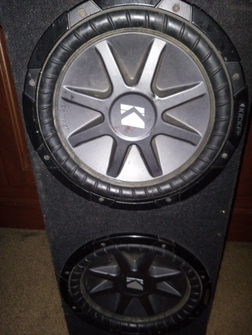 Car Stereo System/ 2 Amps/ 2 Speaker's/ Box & Stereo 