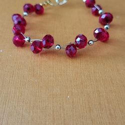 Red crystal beads bracelet