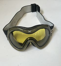 Carrera Goggles Ski Snowboard Bike Motorcycle Ultralight, Diva Photo C, Green and Black + Bag