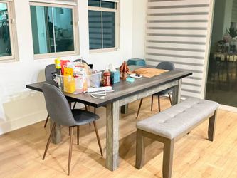 Modern Dining Table Set with 6 Seats – Great Condition