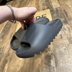 Adidas Yeezy Slides ‘Granite’ 2023 Size 12 No Box