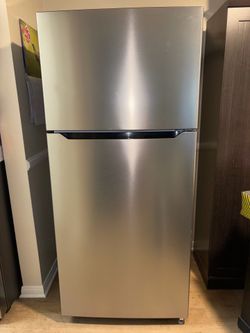 Insignia Refrigerator