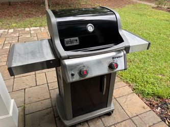 Weber Spirit E210 2 burner