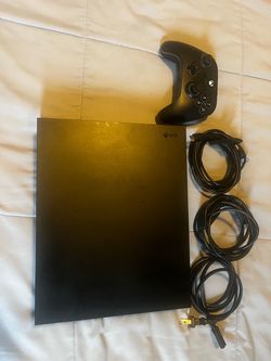 Xbox One X 1TB + PowerA Advantage Controller
