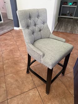 Gray Tufted Upholstered Counter Height Bar Stool