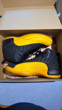 Jordan 12 gold-black