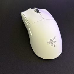 Razer Viper V3 Pro White