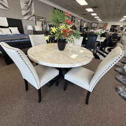 5 Pc Dining Table No Credit Needed $10 Down 