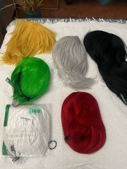 Halloween wigs $15
