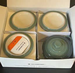 Set of Four Cocottes in Artichaut