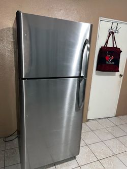Frigidaire fridge for sale