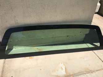 2004-2014 Ford F-150 back glass.