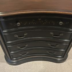 File cabinet