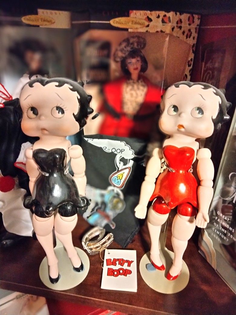 Vintage Betty Boop Porcelain Dolls With Stand Perfect One's Black One's Red The Set $100 Or Of Separate 60 Each