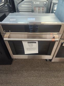 30 in. Smart Single Electric Wall Oven in Stainless Steel with Convection Cooking
