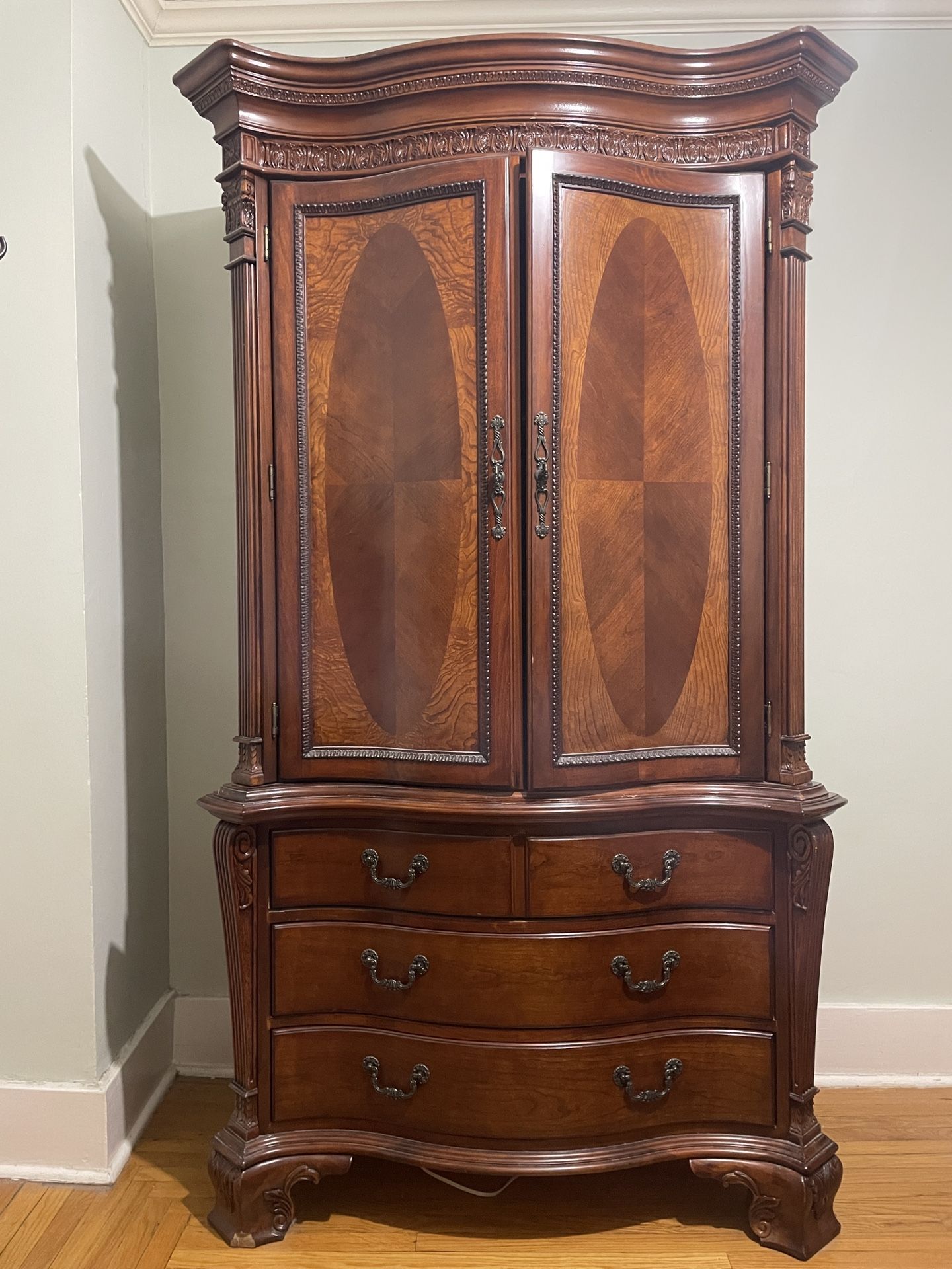 Beautiful Armoire Dresser with 3 Drawers - Wood 2 Piece