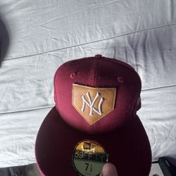 Yankees Burgundy Fitted 7 1/2