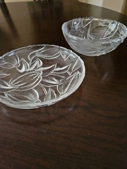 12" platter and bowl with lemon etched design, new giftable set 15.00 or 10.00 ea