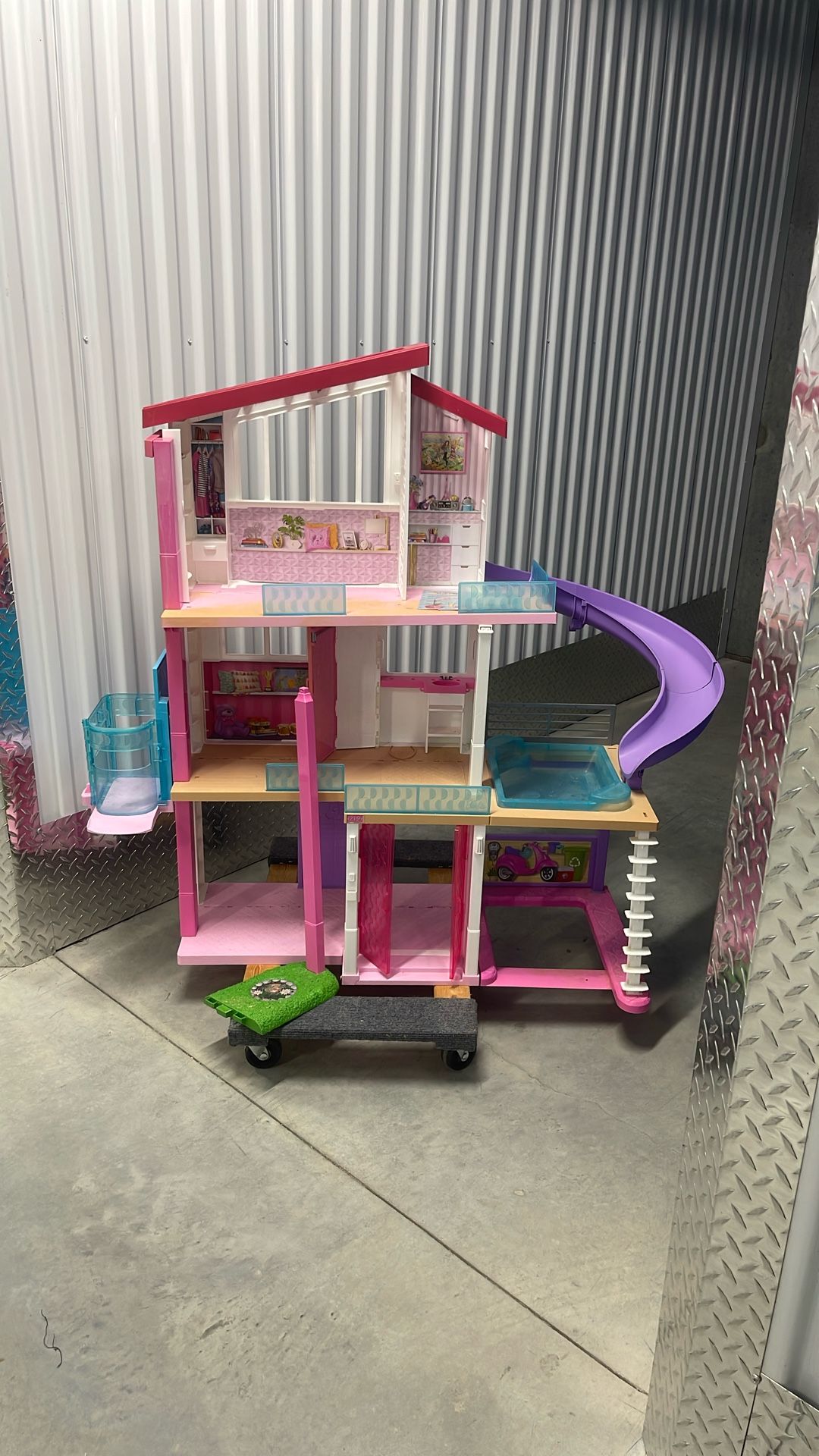Barbie Dream House