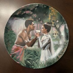 Vintage Knowles Collector Plate “We Kiss in a Shadow” – 1985 Limited Edition (8.5”)