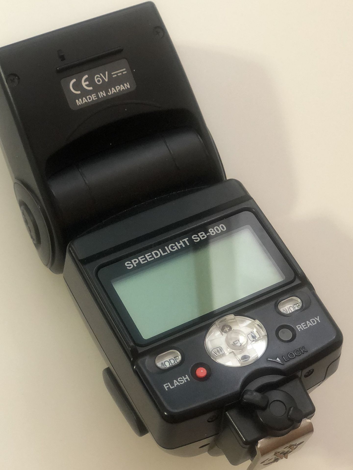 Nikon SB-800 speedlight flash for Nikon digital SLR cameras