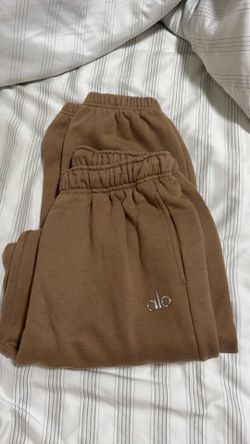 Alo sweatpants