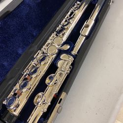 Waco Yamaha YFL-222 Intermediate Flute Mint Condition $500 Firm