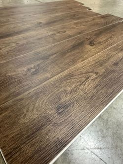Luxury Vinyl Plank Flooring | 20mil | LVP - Click-Lock - 7"x48"