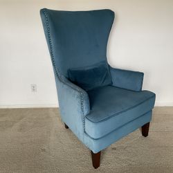 Safavieh Couture Geode Modern Velvet Wingback Accent Chair Light Blue $942 retail
