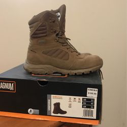 Mens Magnum Work Boots