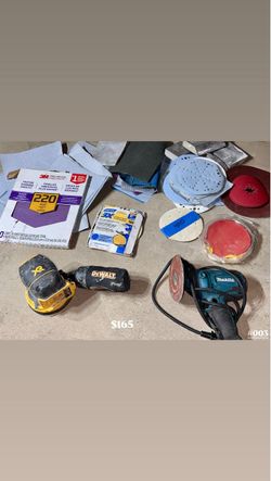 DeWalt & Makita Sanders with Sanding Discs Lot