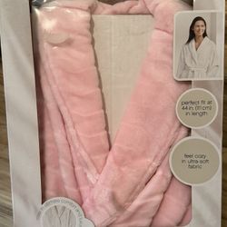 New Women’s Pink Robe