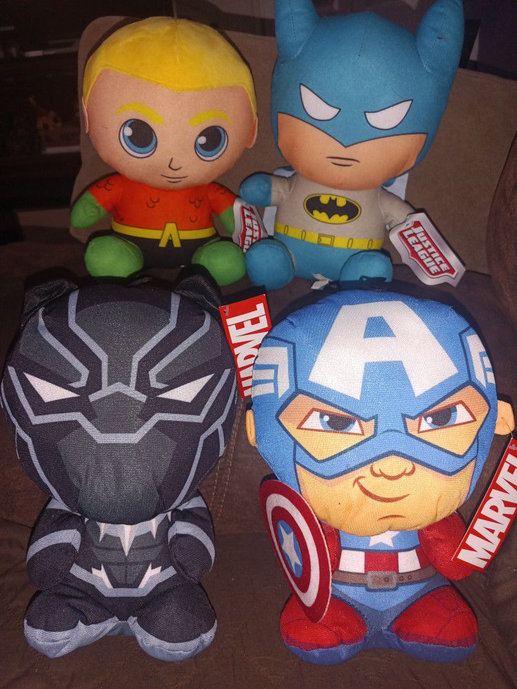 4 Marvel & Justice League Plushies
