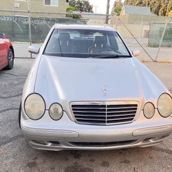 2001 Mercedes-Benz E-Class
