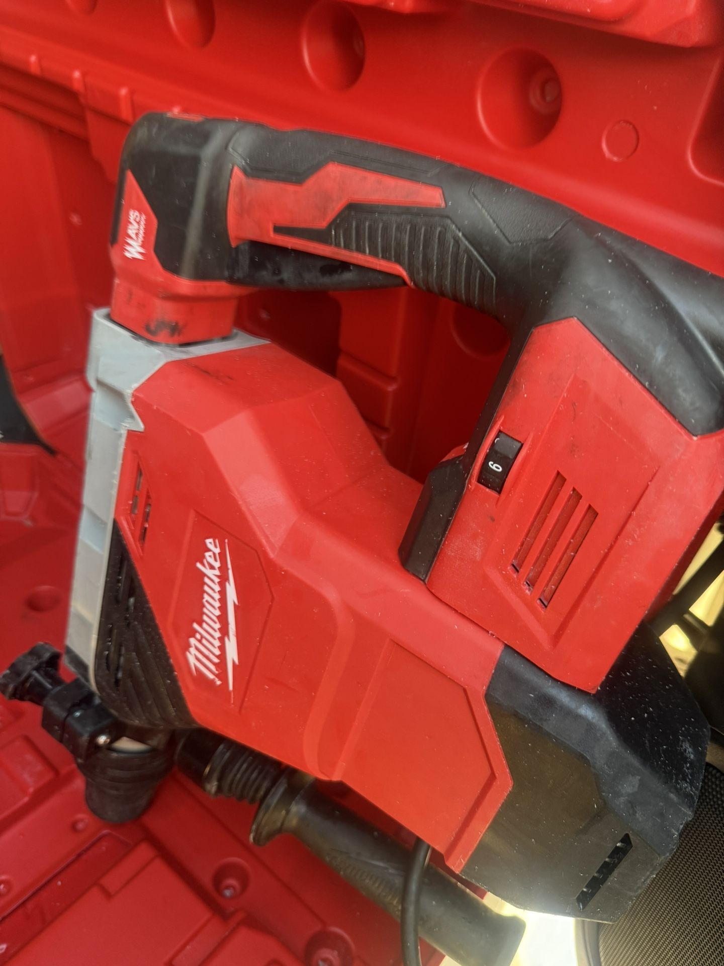 Milwaukee Electric-1-3/4 Max Rotary Hammer