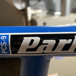 PCS 9 PARK TOOLS BIKE STAND 