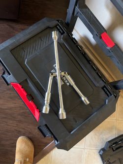 3 Folding 4-Way Lug Wrenches / Tire Tools