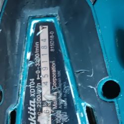 
The Makita 18V LXT® Lithium-Ion Brushless Cordless Quick-Shift Mode™ 3-Speed Impact Driver (model XDT04