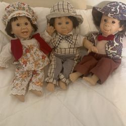 Set of 3 Vintage GiGo Dolla 10 inch.