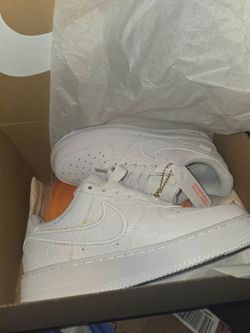 Nike Air Force 1 LV