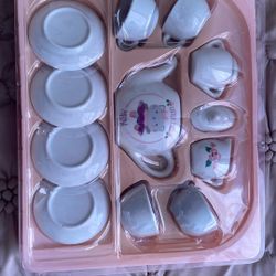 Little miss meow porcelain tea set