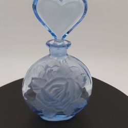 Beautiful Royal Crystal Perfume Bottle With Embossed Roses & Heart Shaped Stopper 