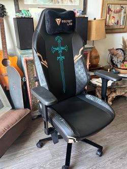 Secretlab TITAN Evo League of Legends Viego Gaming Chair