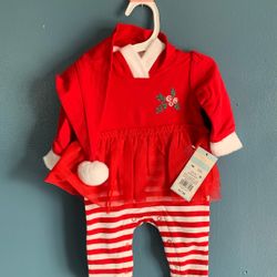 MERRY CHRISTMAS OUTFIT GREAT FOR CHRISTMAS PICTURES NEWBORN SIZE AND 0-3 MONTHS $10 EACH