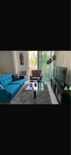 Couch/ accent chair