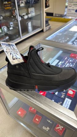 Columbia Death Vader Boots