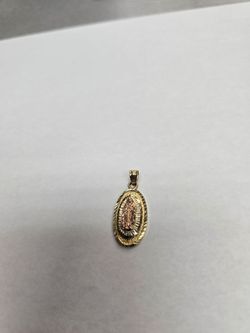 14k Tricolor Gold Virgin pendant.